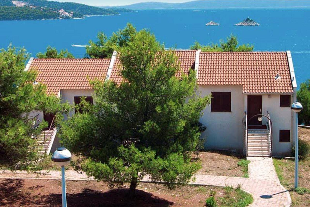 Apartment Medena Trogir Exterior foto